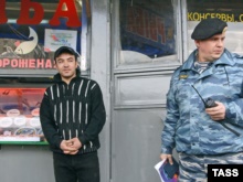 Мигрантов хотят обучать русскому языку «нерационально»